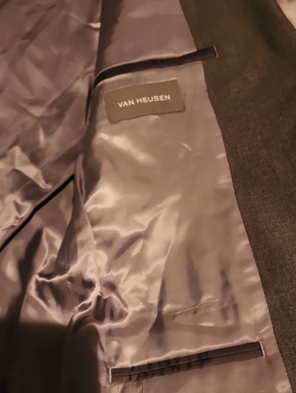 Van Heusen nwt possibly